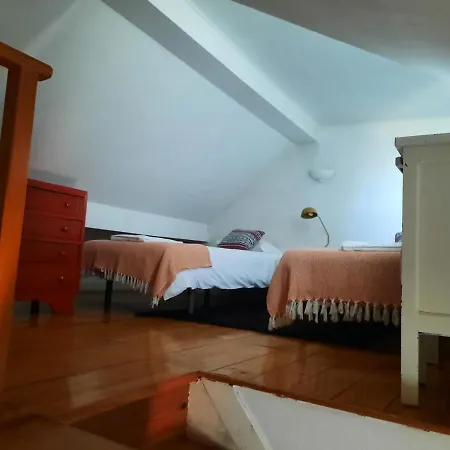 Inglesinhos Loft דירה